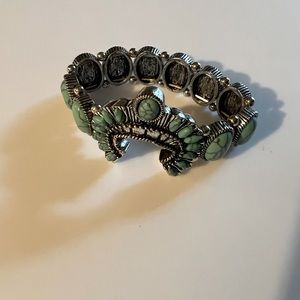 stretchy silver and turquoise bracelet